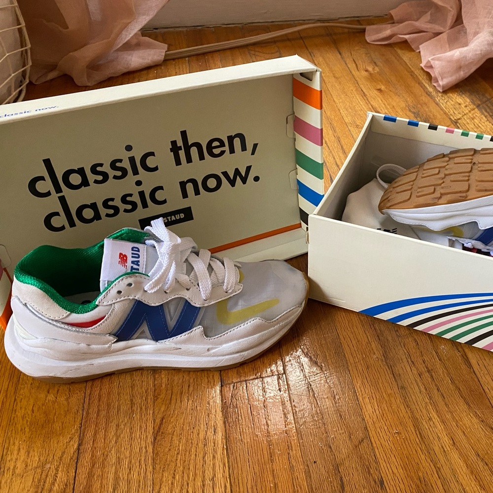 New Balance x Staud Sneaker Limited Edition